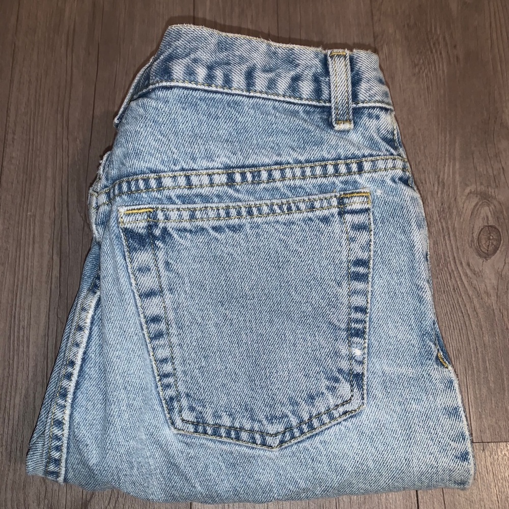 High waste boyfriend jeans